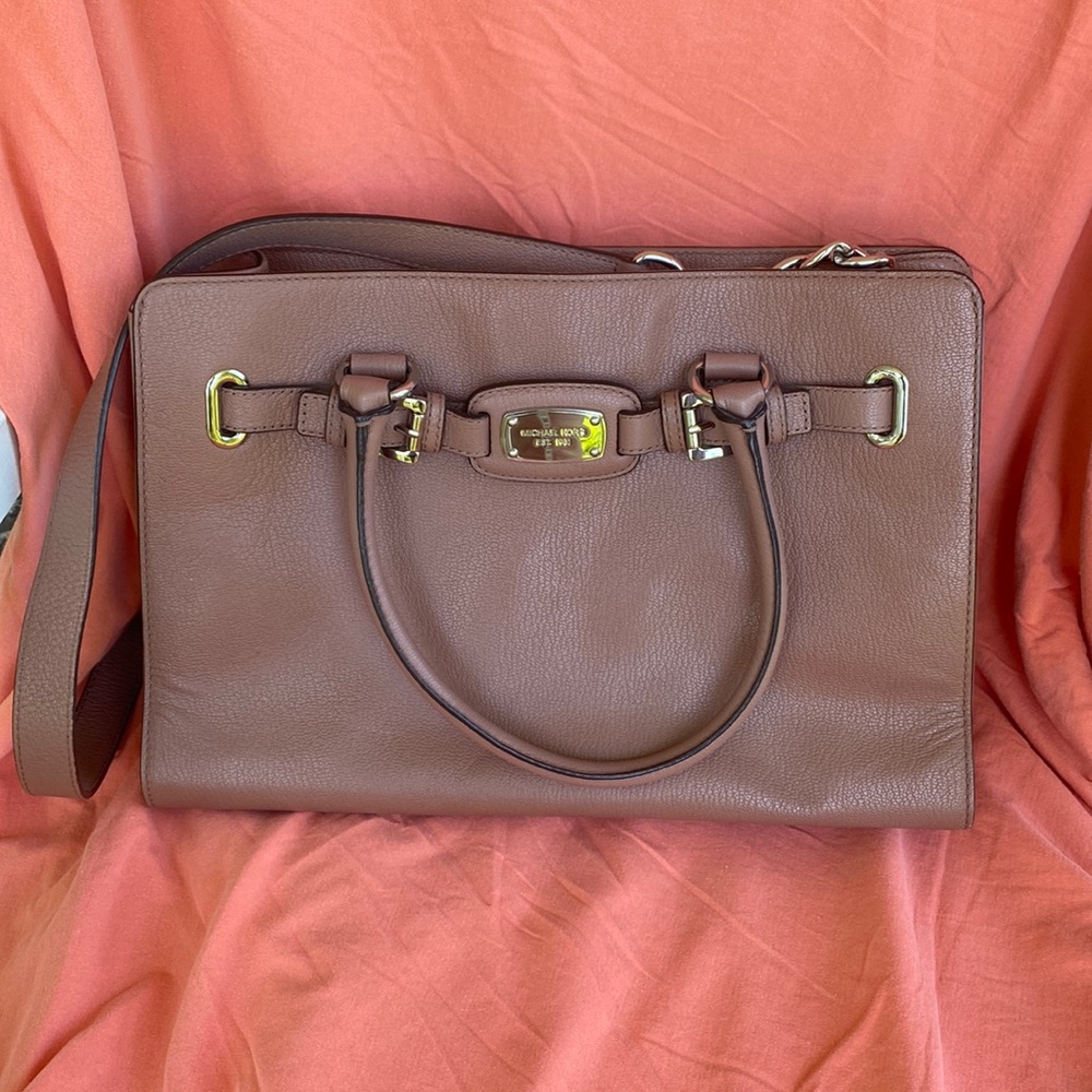 Michael Kors Hamilton Brown Leather Satchel Shoulder Bag Center pocket is padded